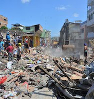 L'Ecuador devastato dopo il terremoto del 17 aprile.