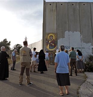 L'icona della Madonna di Ian Knowles sul Muro a Betlemme (Catholic Press Photo)